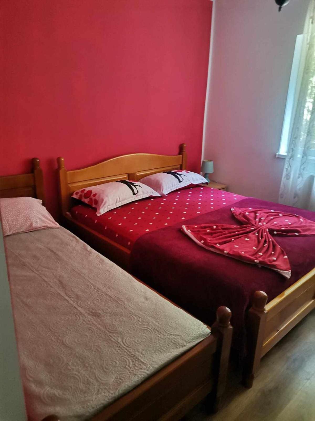 Apartament Nemira Slănic Moldova Cameră foto